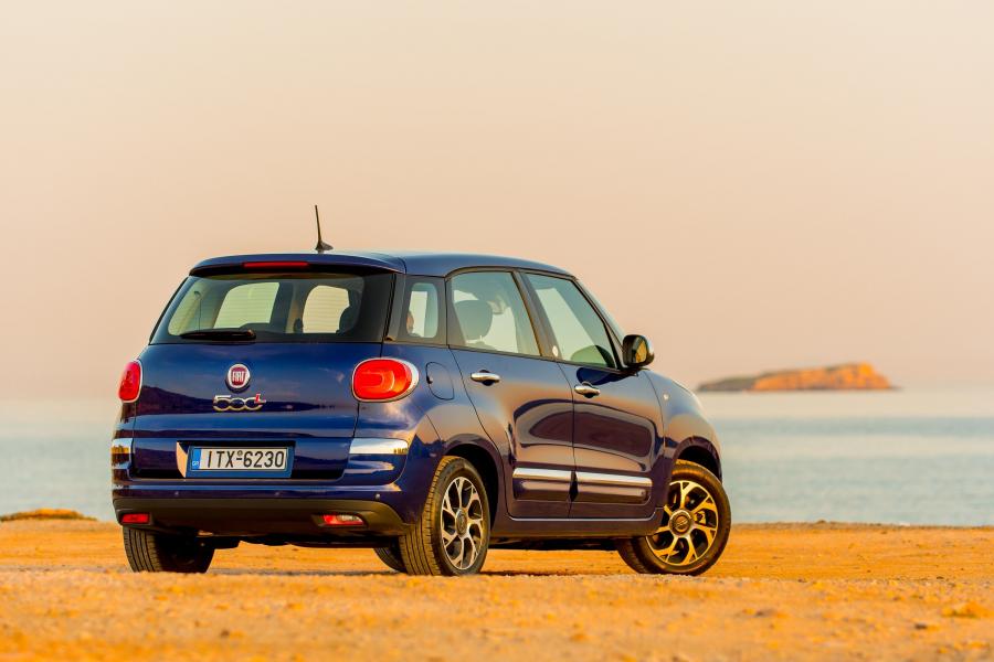  Fiat 500L Mirror (330) 2018 года  (фото 32 из 50)